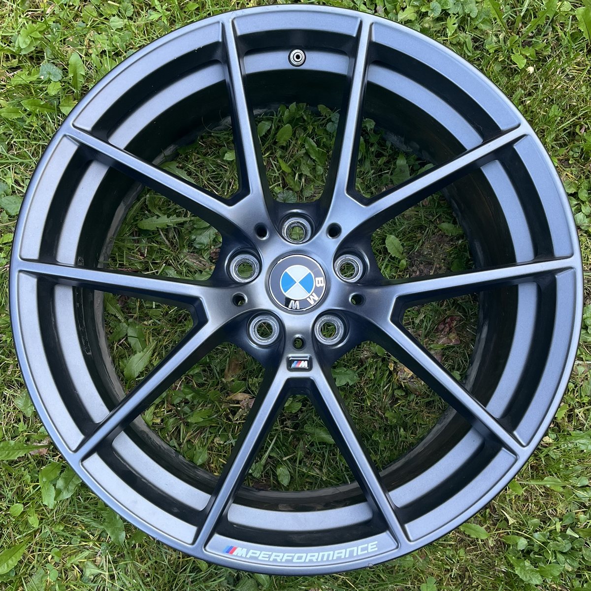 Kolo BMW M Performance 898M, detail paprsků